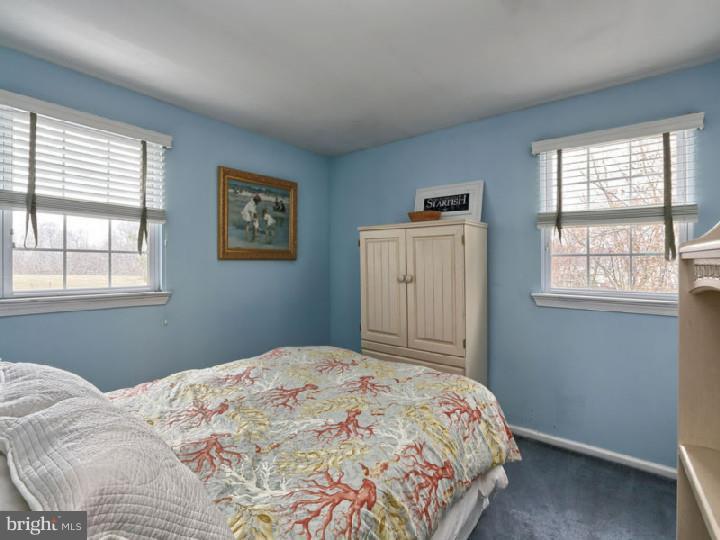 114 Greenbriar Road Delran, NJ 08075 - Photo 19 of 25 Gallery Image 19