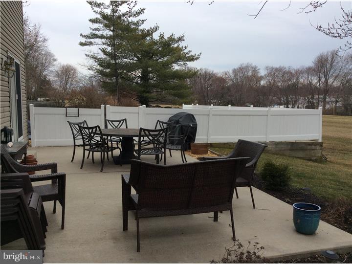 114 Greenbriar Road Delran, NJ 08075 - Photo 24 of 25 Gallery Image 24