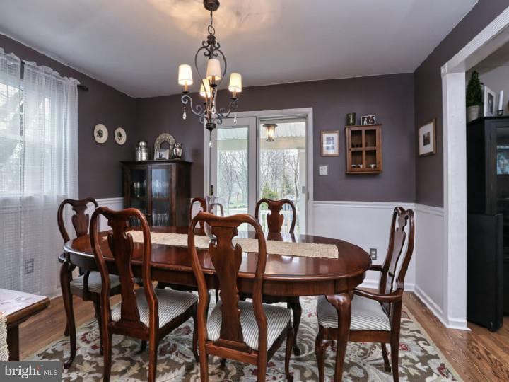 114 Greenbriar Road Delran, NJ 08075 - Photo 9 of 25 Gallery Image 9