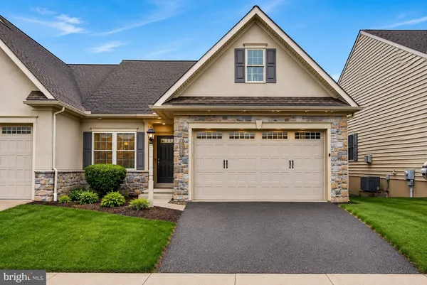 $409,000 | 1250 Tumblestone Drive, Mount Joy, PA 17552