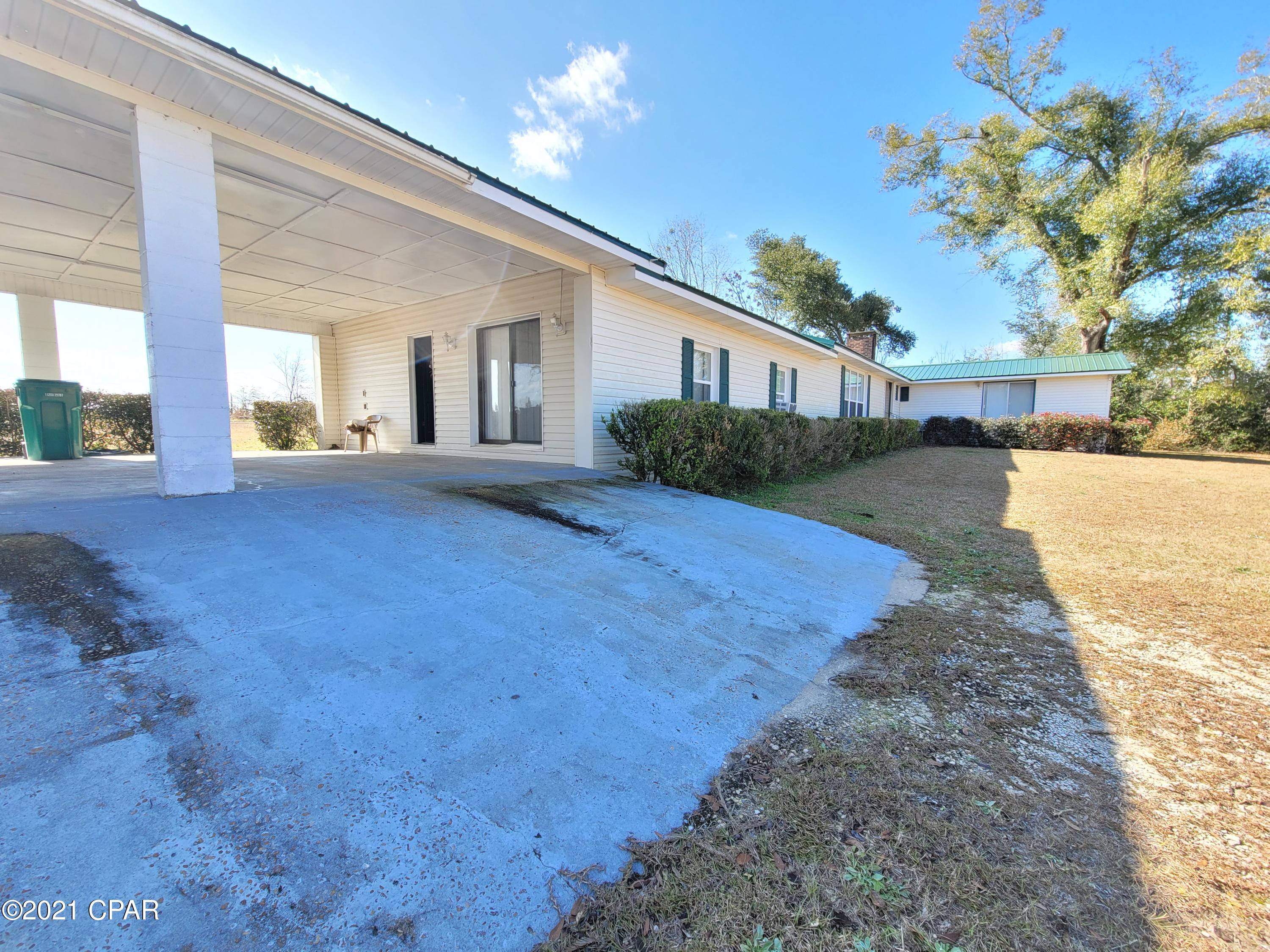 5075 Simsville Road Marianna, FL 32448 - Photo 2 of 44 Gallery Image 2