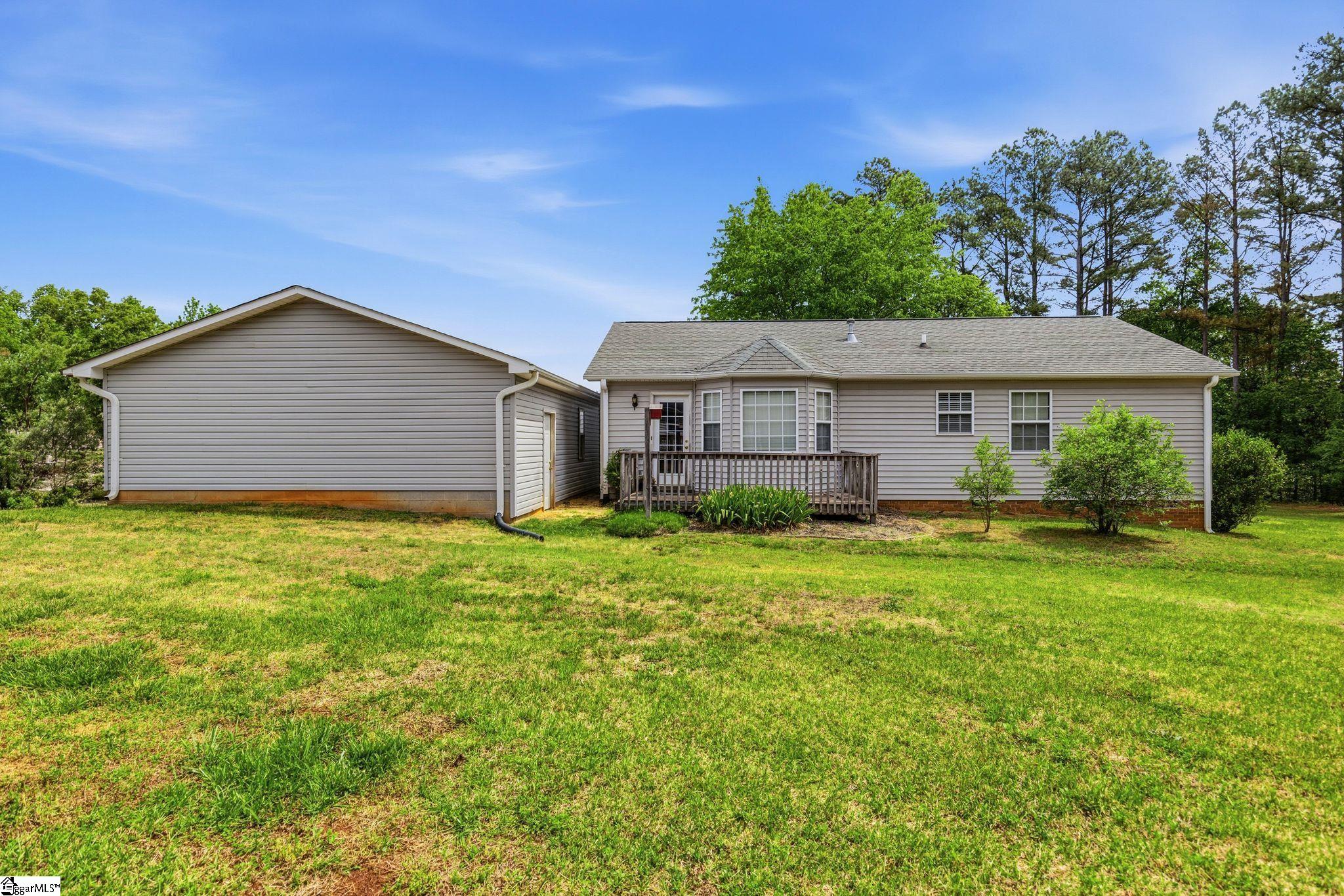 1570 Cedar Rock Church Road Easley, SC 29640 - Photo 6 of 27 Gallery Image 6