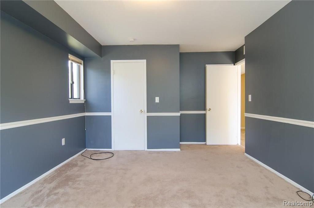 1663 Riverside Drive, Unit 5 Rochester Hills, MI 48309 - Photo 13 of 22