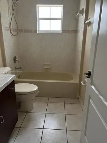 $2,200 | 6 Westbury Lane, Palm Coast, FL 32164