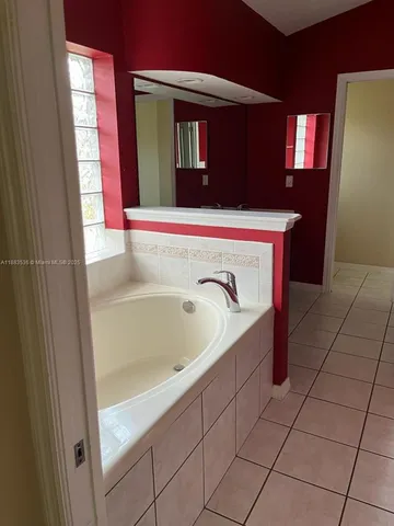 $2,200 | 6 Westbury Lane, Palm Coast, FL 32164