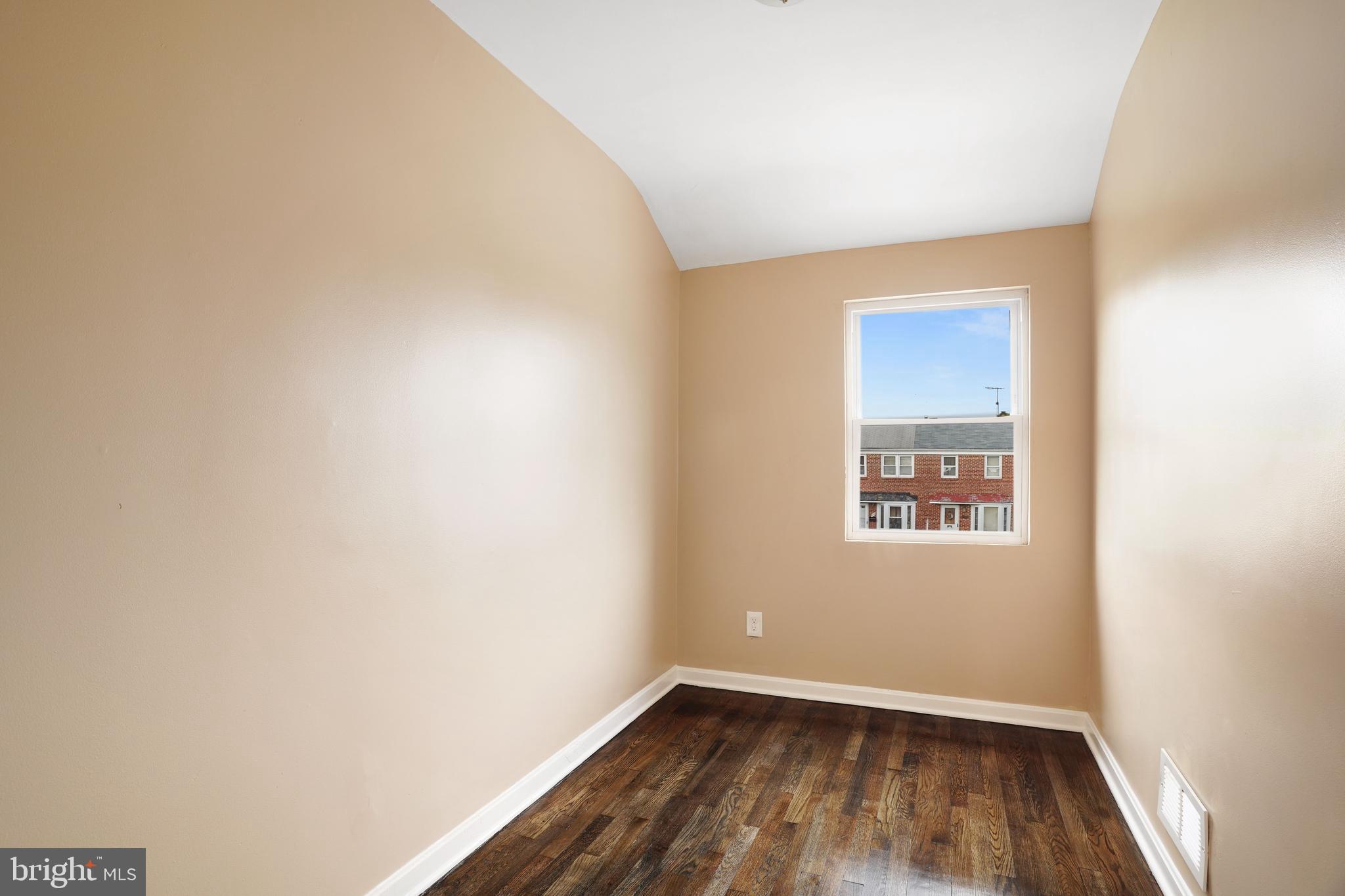 401 Torner Road Baltimore, MD 21221 - Photo 18 of 24