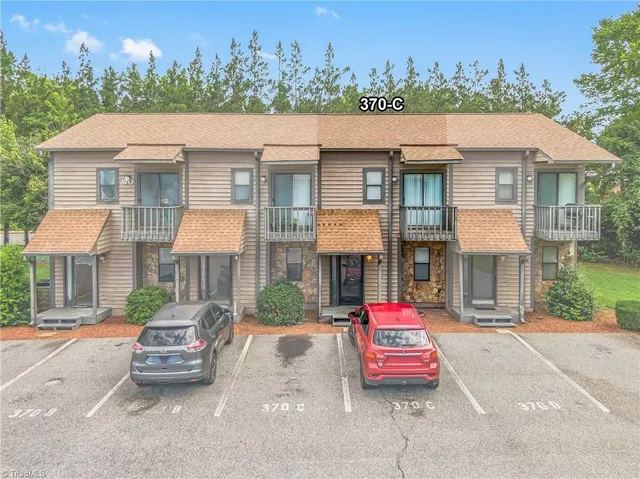 $1,270,000 | 420 Vista Circle, Winston-Salem, NC 27106