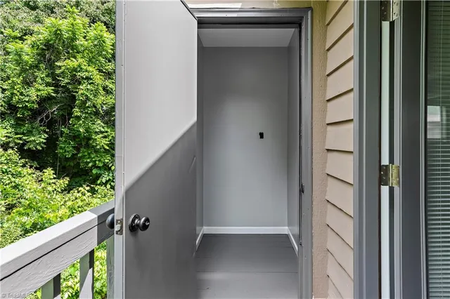 $1,270,000 | 420 Vista Circle, Winston-Salem, NC 27106