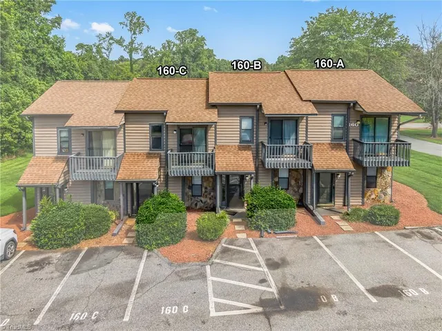 $1,270,000 | 420 Vista Circle, Winston-Salem, NC 27106