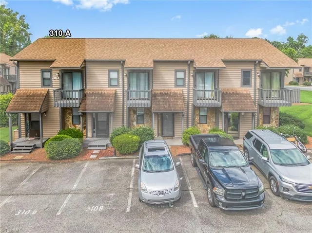 $1,270,000 | 420 Vista Circle, Winston-Salem, NC 27106