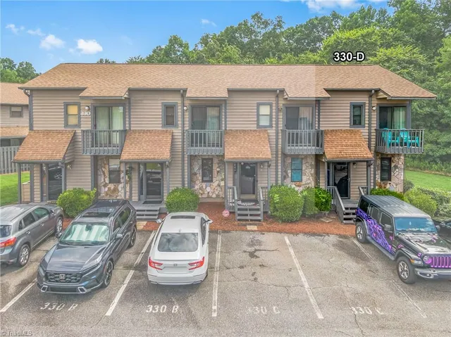 $1,270,000 | 420 Vista Circle, Winston-Salem, NC 27106