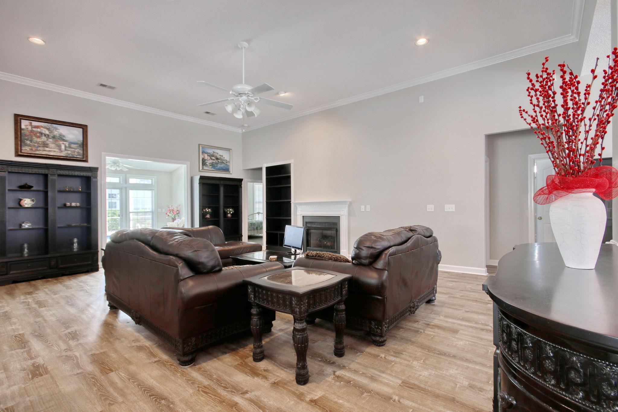 6705 Oakmere Court Murrells Inlet, SC 29576 - Photo 8 of 40