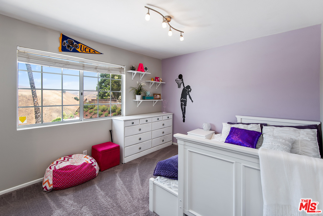 26021 Farmfield Road Calabasas, CA 91302 - Photo 23 of 50