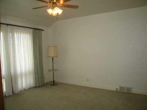 1175 Greentree Road Green Tree, PA 15220 - Photo 5 of 8 Other.