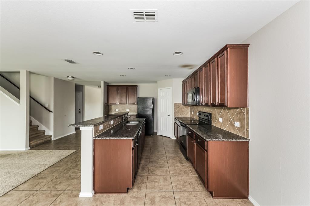 1012 Rio Frio Drive Forney, TX 75126 - Photo 7 of 27