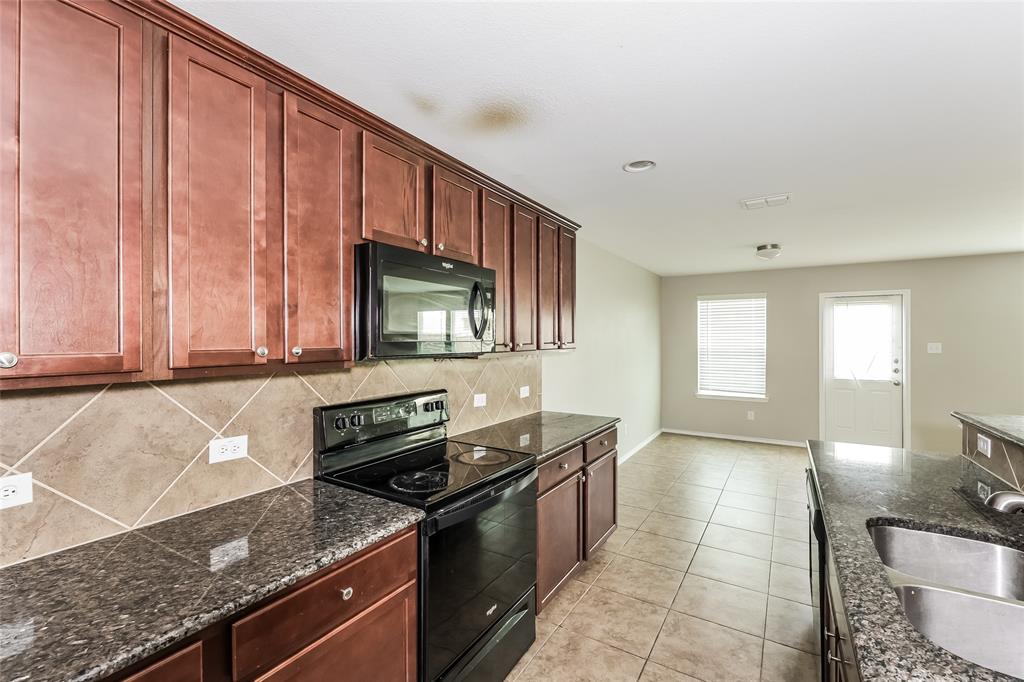 1012 Rio Frio Drive Forney, TX 75126 - Photo 9 of 27