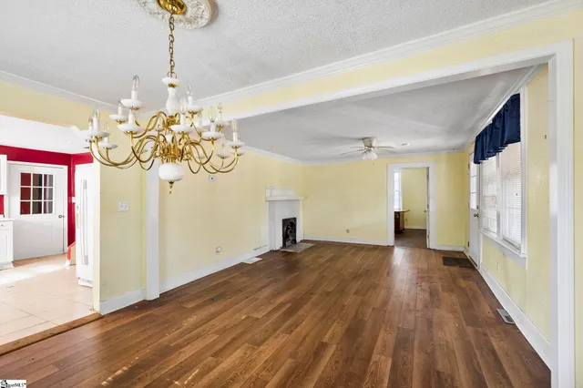 $165,000 | 4 Huff Drive, Greenville, SC 29611