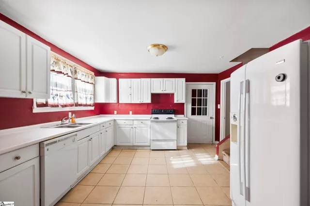 $165,000 | 4 Huff Drive, Greenville, SC 29611