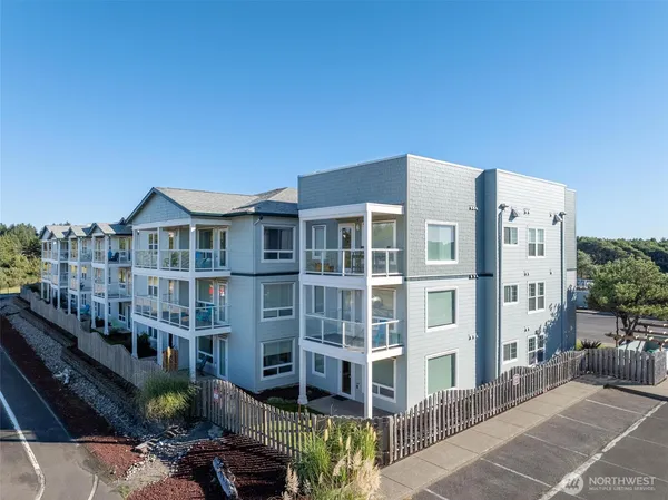 $320,000 | 1600 West Ocean Avenue, Unit 1211, Westport, WA 98595