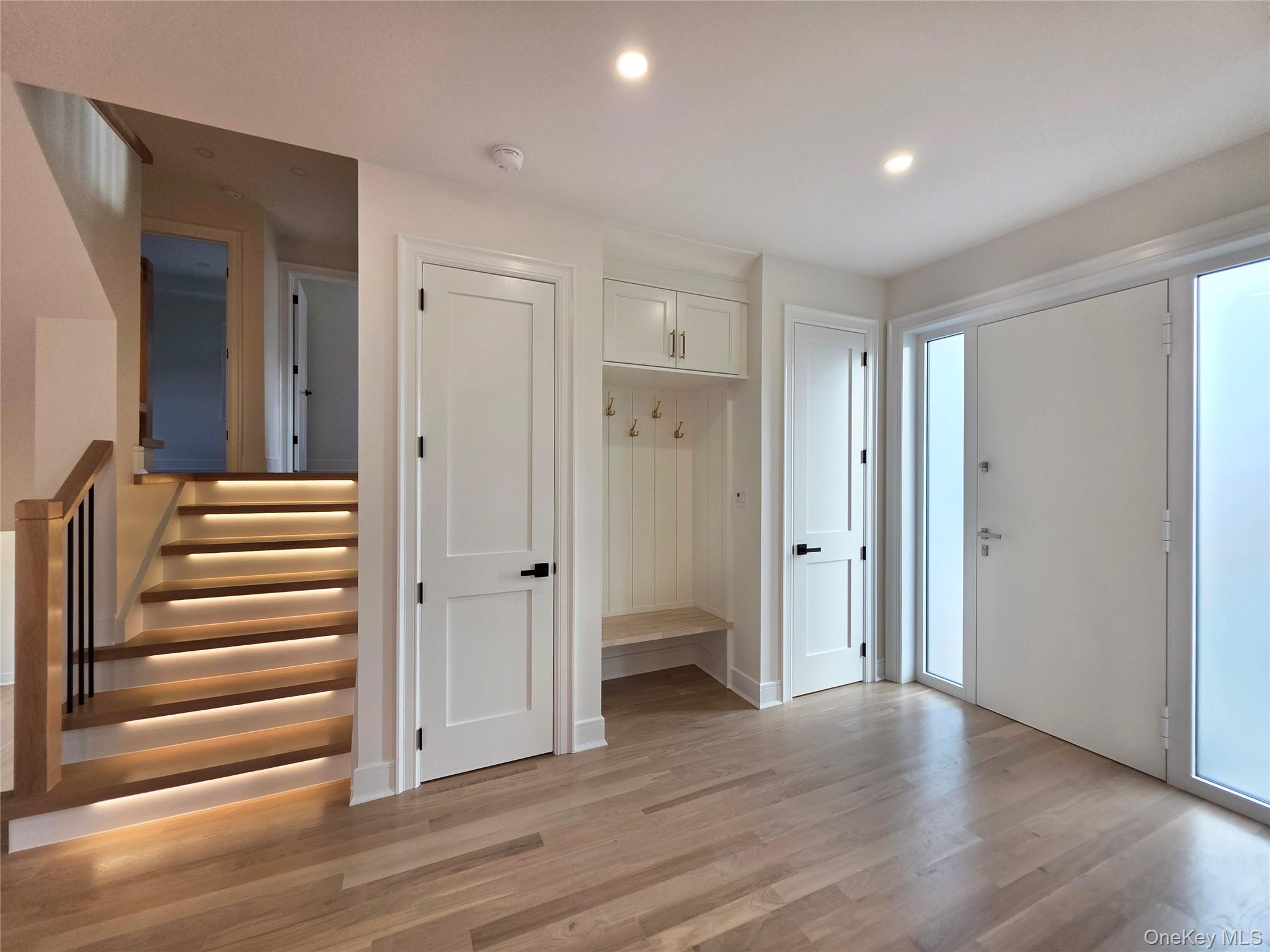 208 Wetherill Road Garden City, NY 11530 - Photo 18 of 34