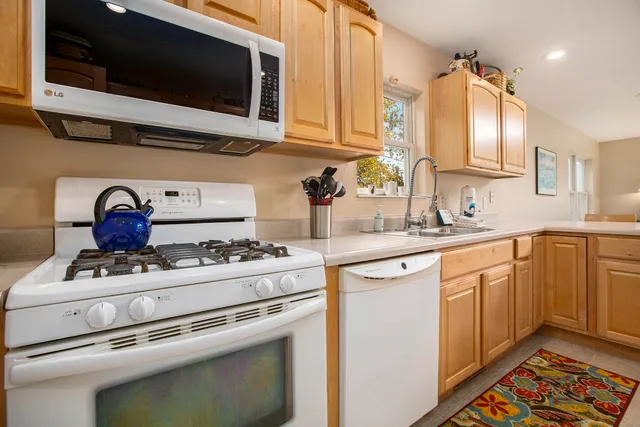 $450,000 | 11241 Somers Lane, Honor, MI 49640