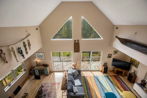 $460,000 | 11241 Somers Lane, Honor, MI 49640