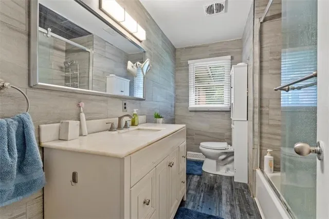 $260,000 | 7321 Sloan Avenue, Kansas City, KS 66109