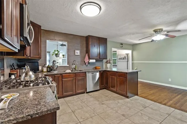 $260,000 | 7321 Sloan Avenue, Kansas City, KS 66109