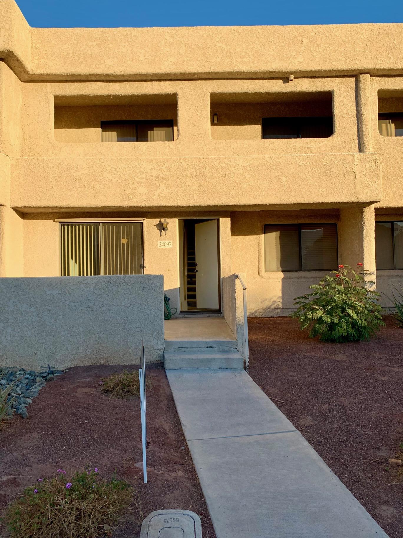 34097 Emily Way Rancho Mirage, CA 92270 - Photo 2 of 13 IMG_2371