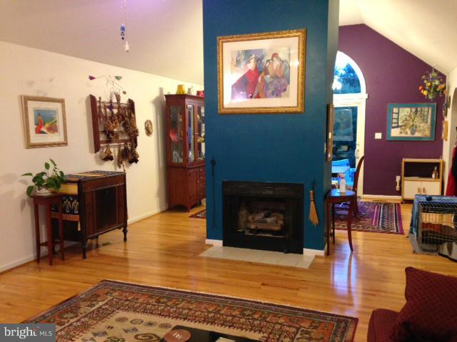 364 Steamboat Run Road Shepherdstown, WV 25443 - Photo 13 of 28 Interior (General)