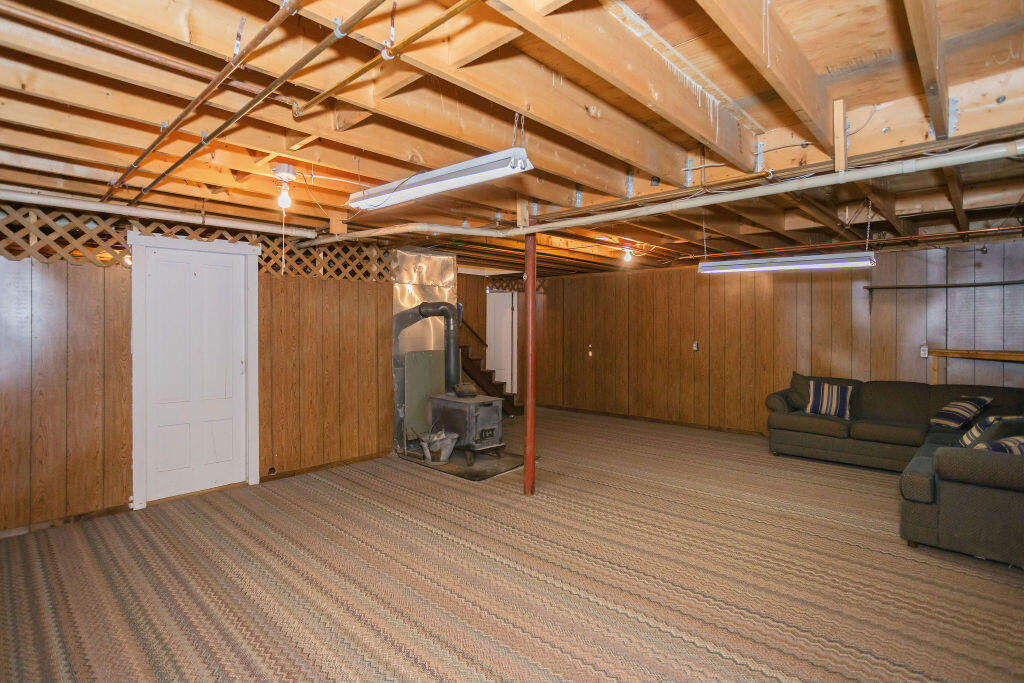 614 Fairbanks Road Farmington, ME 04938 - Photo 24 of 39 taylor-kaminsky-photo-32