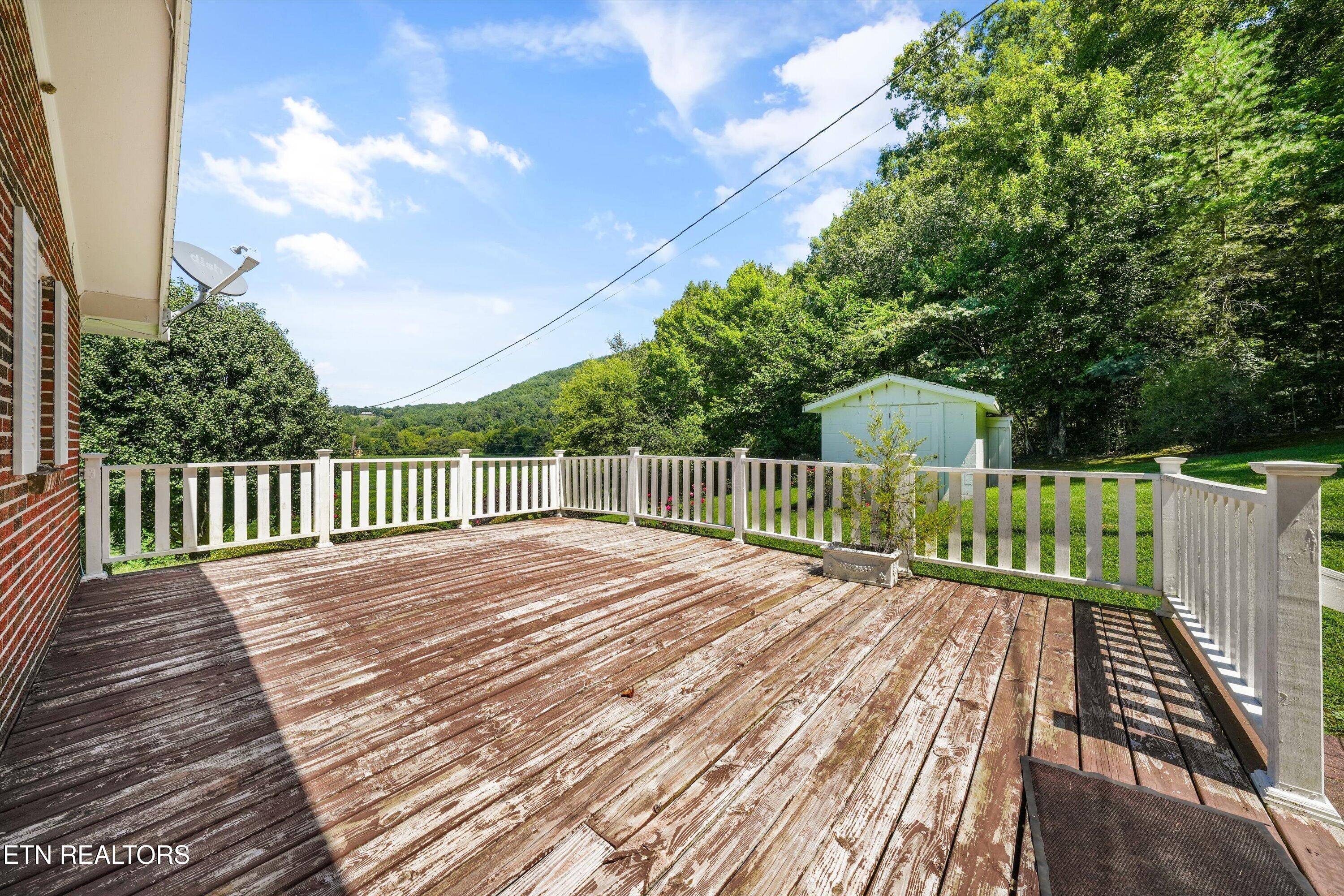 332 Rural Vale Road Tellico Plains, TN 37385 - Photo 40 of 60 40-332 Rural Vale Rd 38