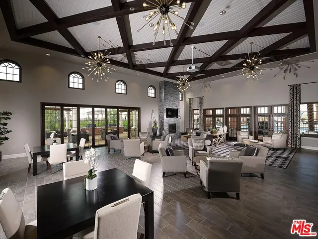 a black and white photo of