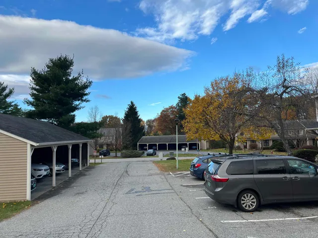 $365,000 | J3 Stonehedge Drive, South Burlington, VT 05403