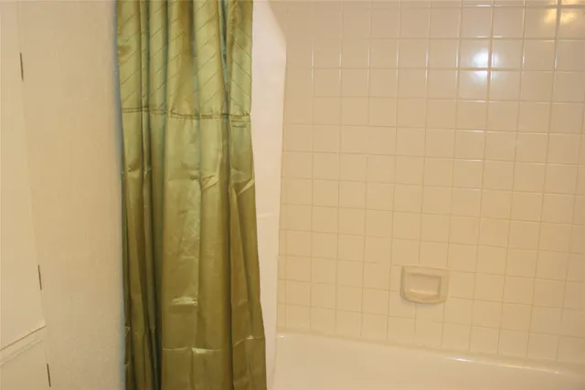 $1,195 | 16303 Lyons School Road, Unit 410, Spring, TX 77379