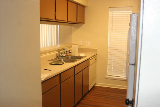 $1,195 | 16303 Lyons School Road, Unit 410, Spring, TX 77379