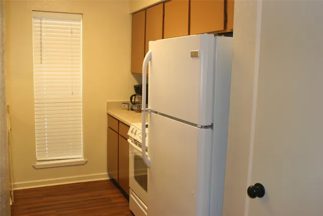 $1,195 | 16303 Lyons School Road, Unit 410, Spring, TX 77379