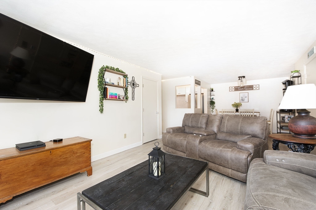 1325 Worcester Road, Unit B8 Framingham, MA 01701 - Photo 10 of 40 Gallery Image 10