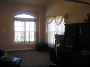 9812 South Weaver Road Bloomington, IN 47403 - Photo 2 of 14
