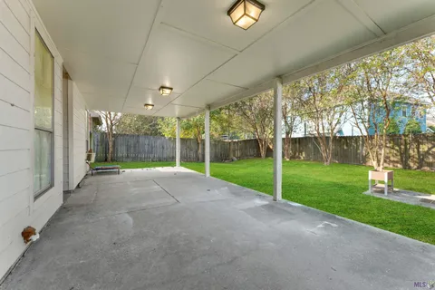 $260,000 | 3926 Northshore Avenue, Baton Rouge, LA 70820