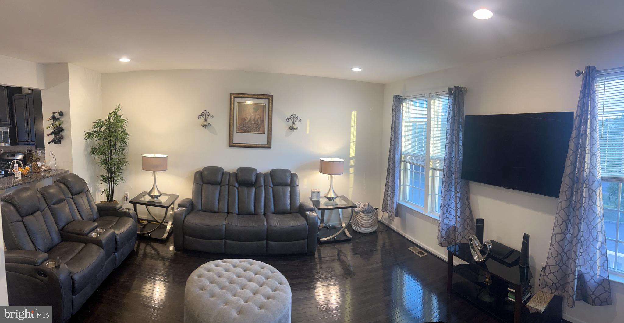 137 Old Cedarbrook Road, Unit 25 Wyncote, PA 19095 - Photo 9 of 23 Living Rm w/ Espresso hardwood flrs