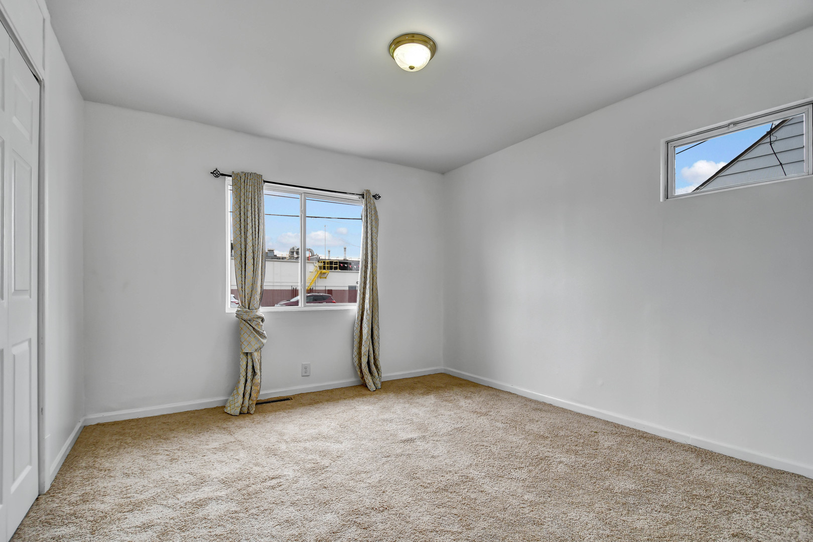 2950 Bernice Road Lansing, IL 60438 - Photo 7 of 16 an empty room with closet