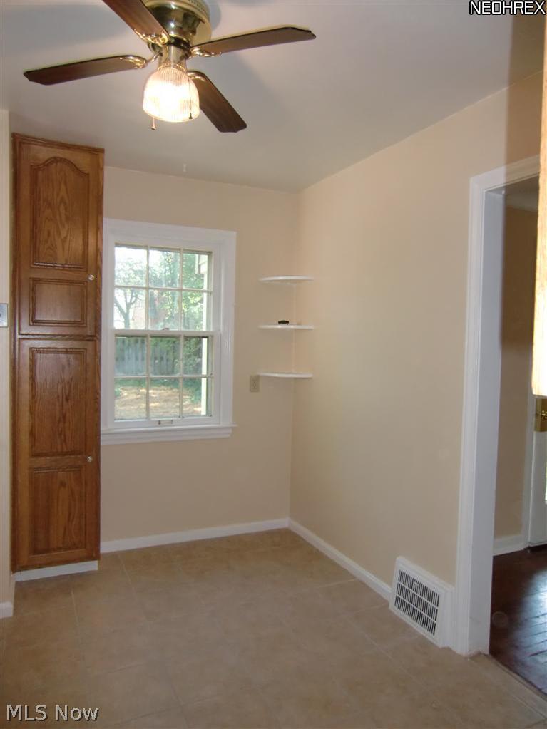 1131 Pennfield Road Cleveland, OH 44121 - Photo 18 of 23