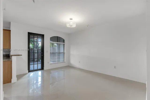 $3,595 | 10318 Northwest 30th Terrace, Doral, FL 33172