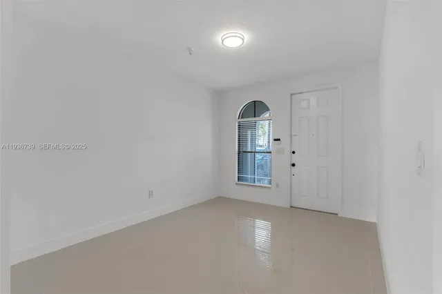 $3,595 | 10318 Northwest 30th Terrace, Doral, FL 33172