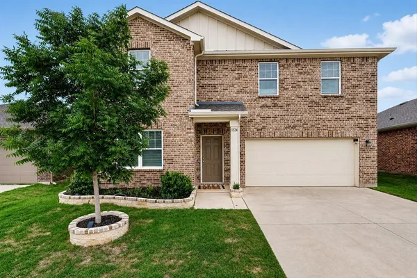 $360,000 | 1324 Fleckman Drive, Fort Worth, TX 76052