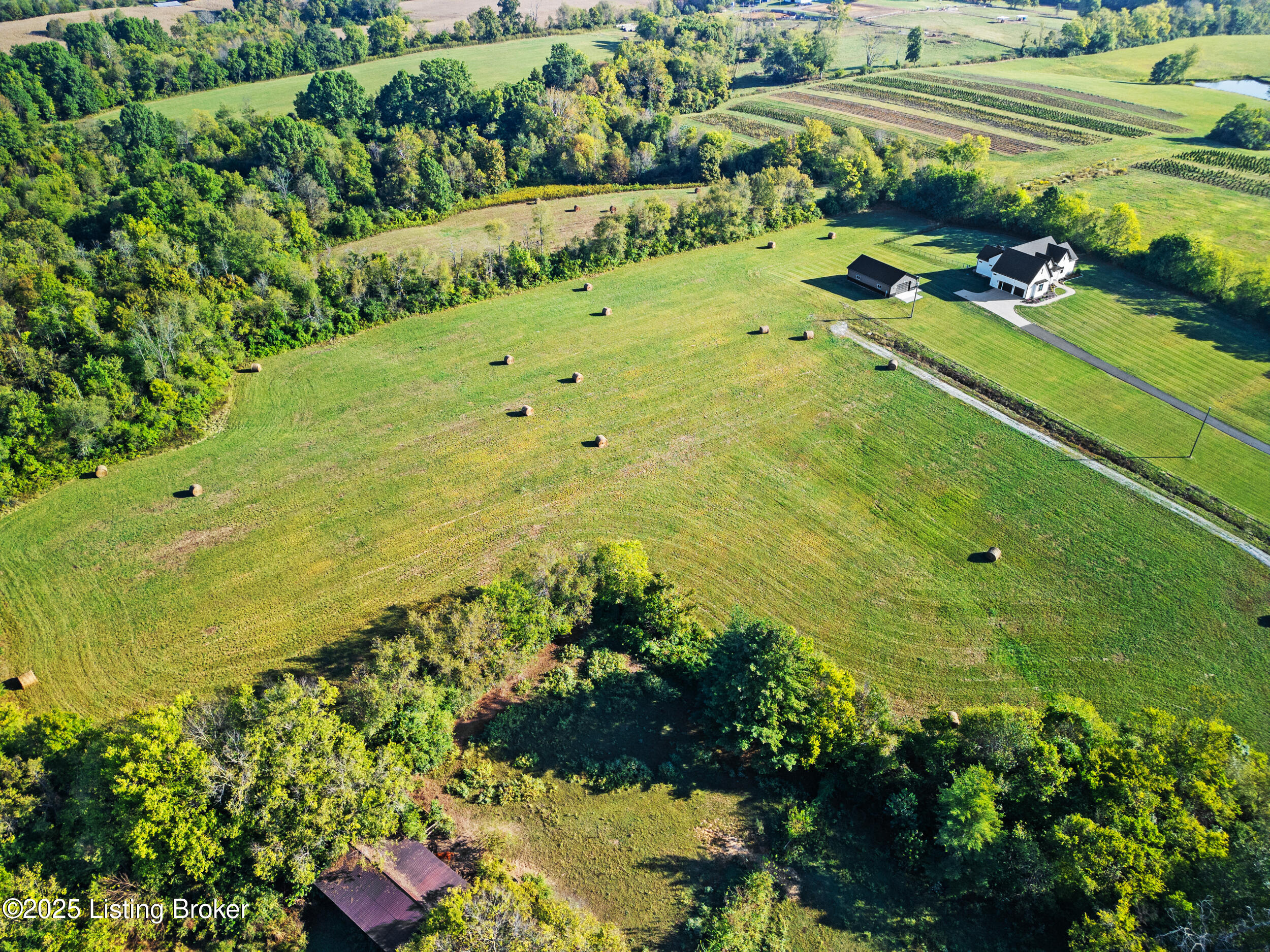 T5 Aiken Road Simpsonville, KY 40067 - Photo 12 of 16 10