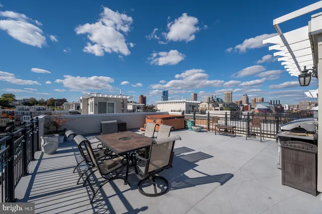 $11,000 | 621 Ponte Villas North, Unit 161, Baltimore, MD 21230