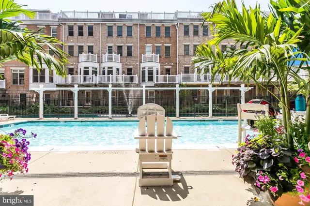 $11,000 | 621 Ponte Villas North, Unit 161, Baltimore, MD 21230