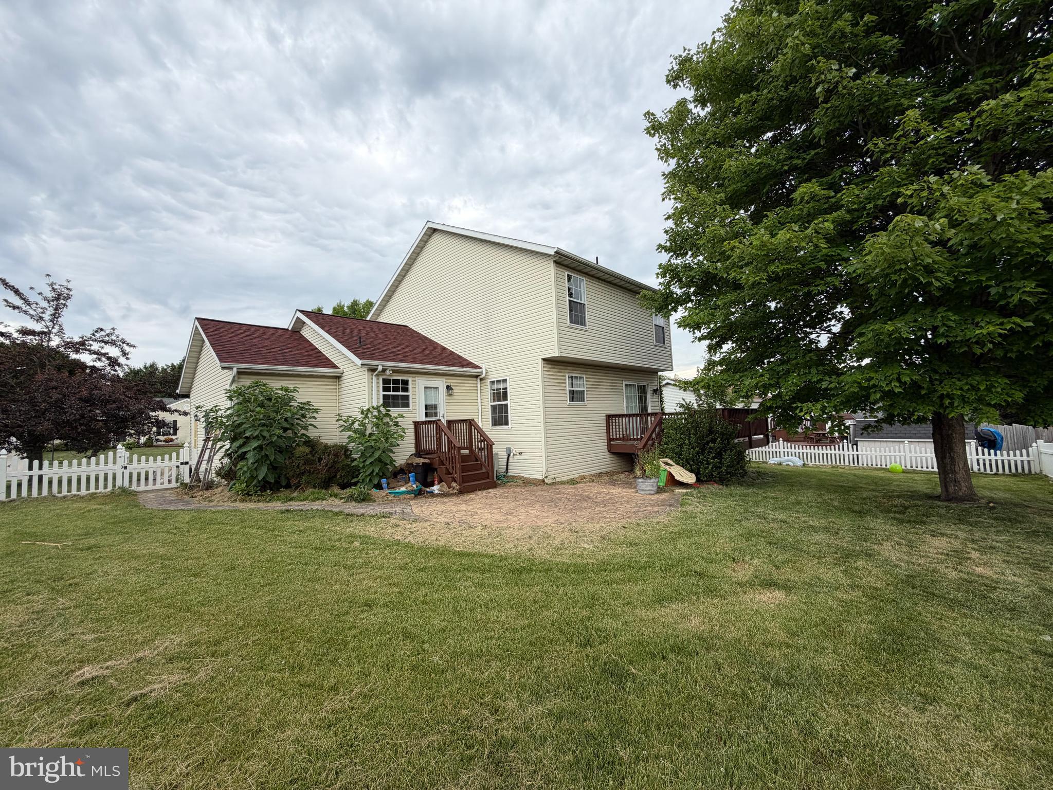 1665 Taylor Drive Hanover, PA 17331 - Photo 10 of 11